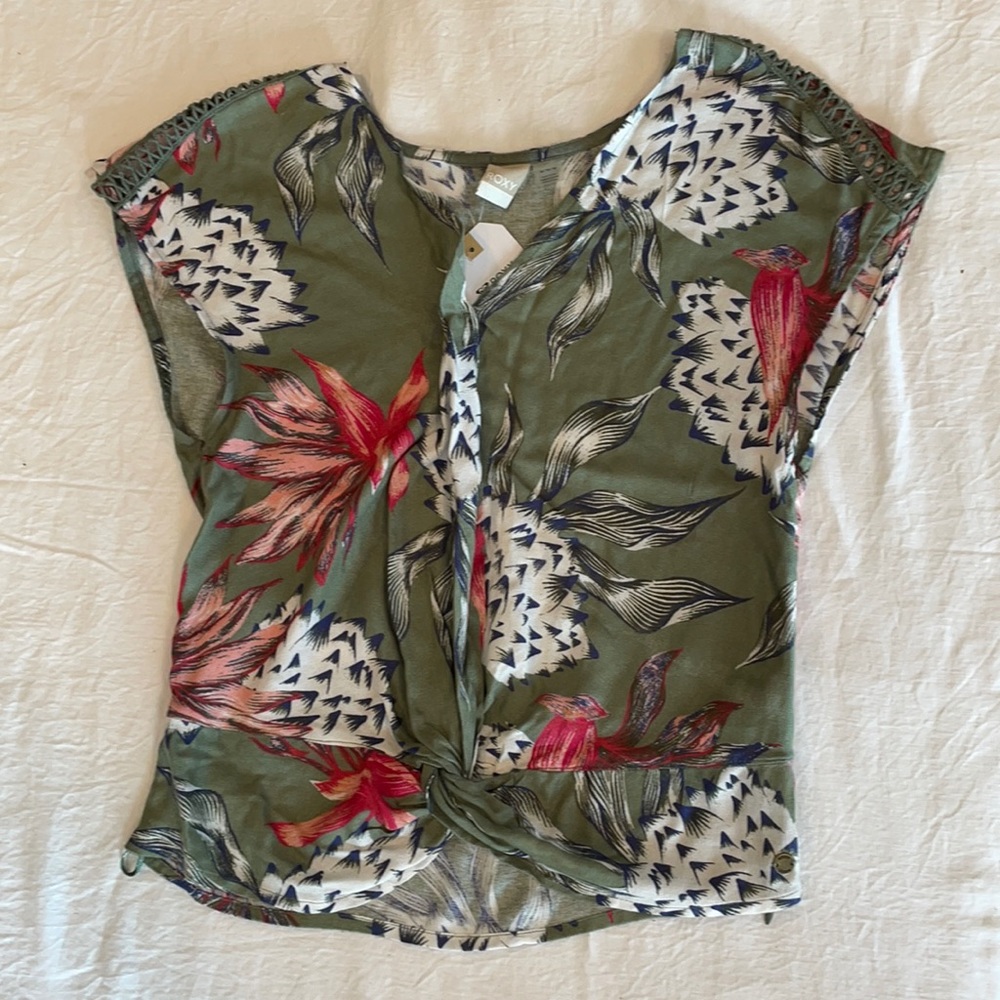 Roxy blouse-like floral shirt